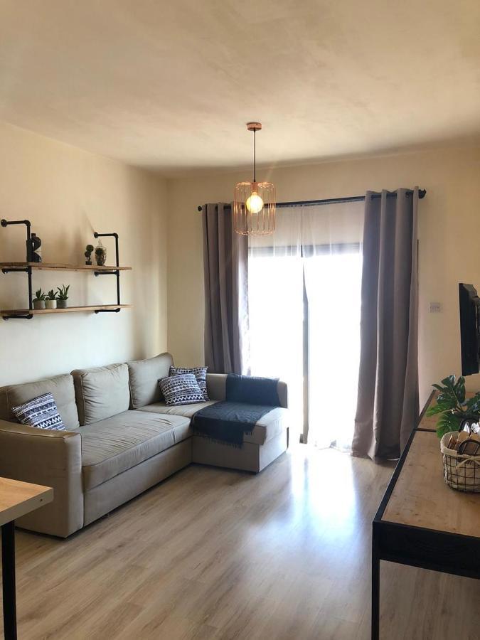 Evitas House Paphos ภายนอก รูปภาพ
